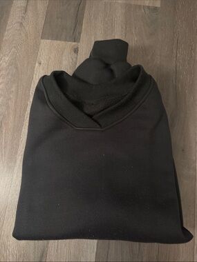 Men's Black Crewneck Sweatshirt